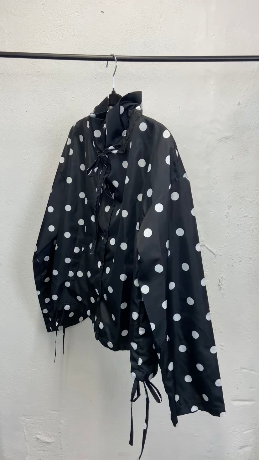 Veste légère / Coupe-vent à pois noir