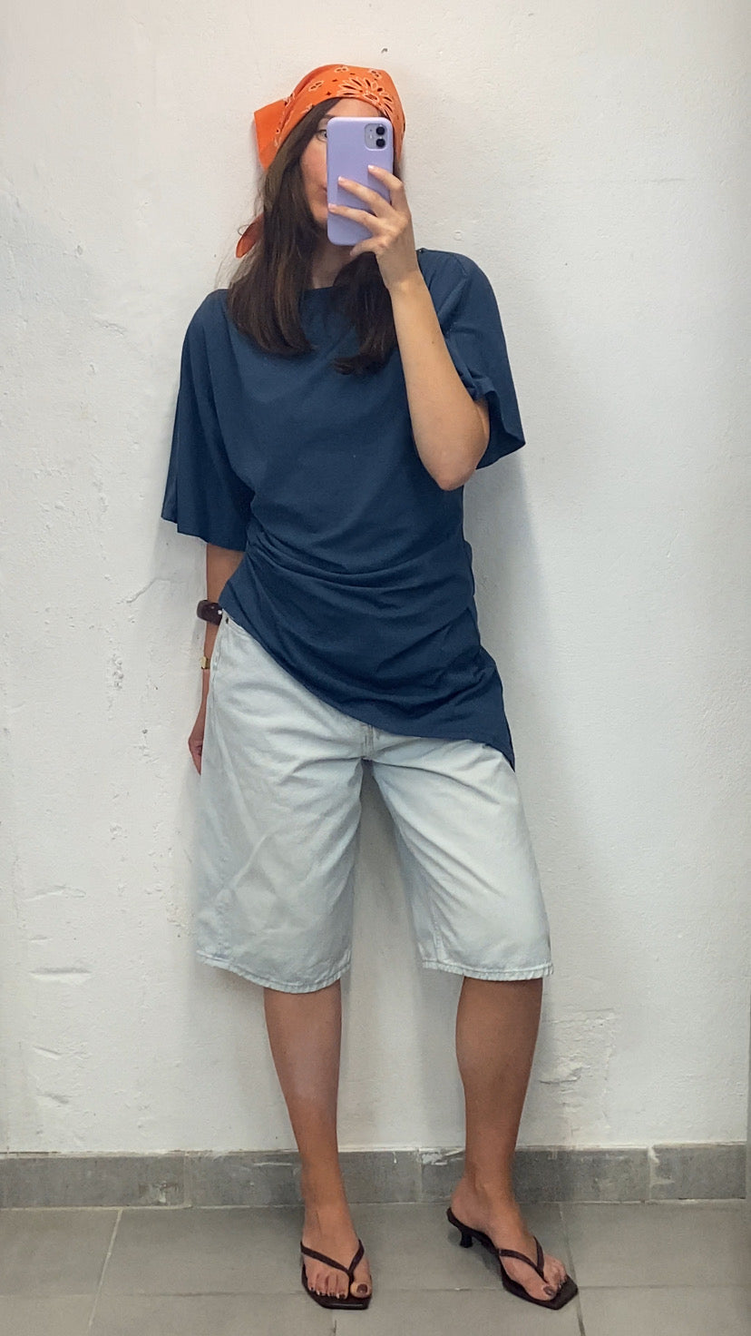 Tee asymétrique bleu pétrole | COMING SOON