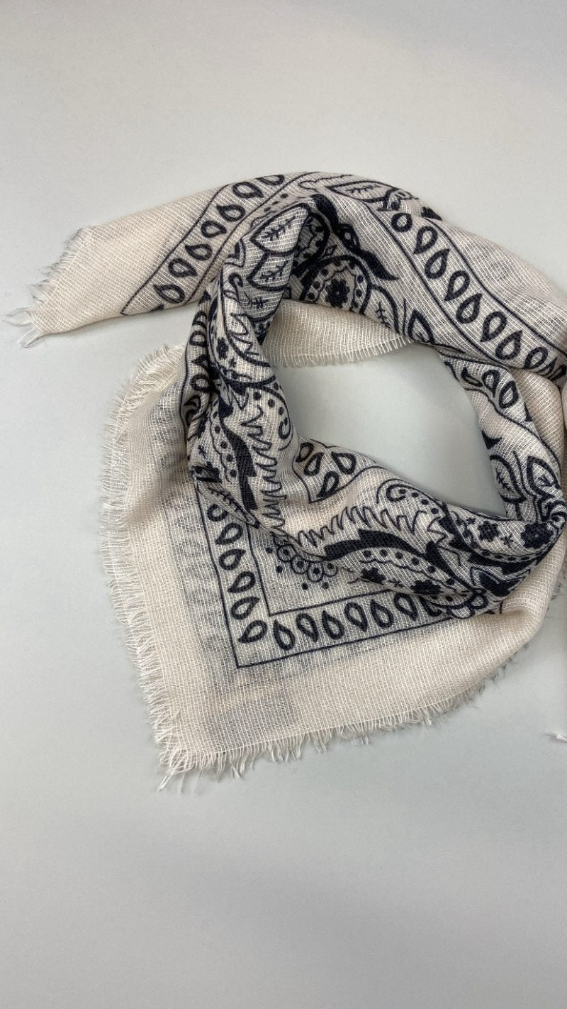 Foulard écharpe légère Tessa crème