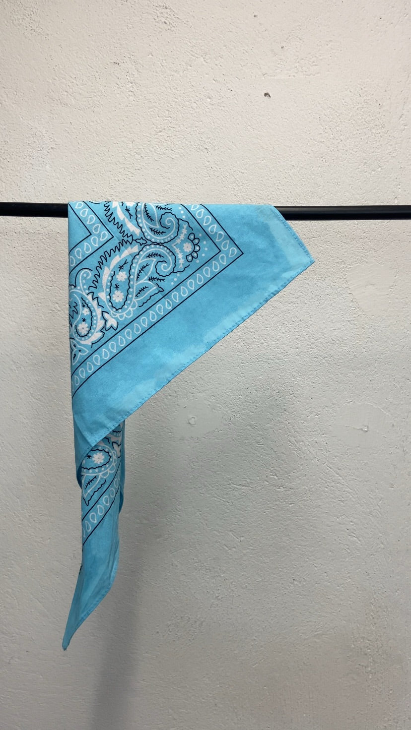Foulard bandana bleu ciel/turquoise clair
