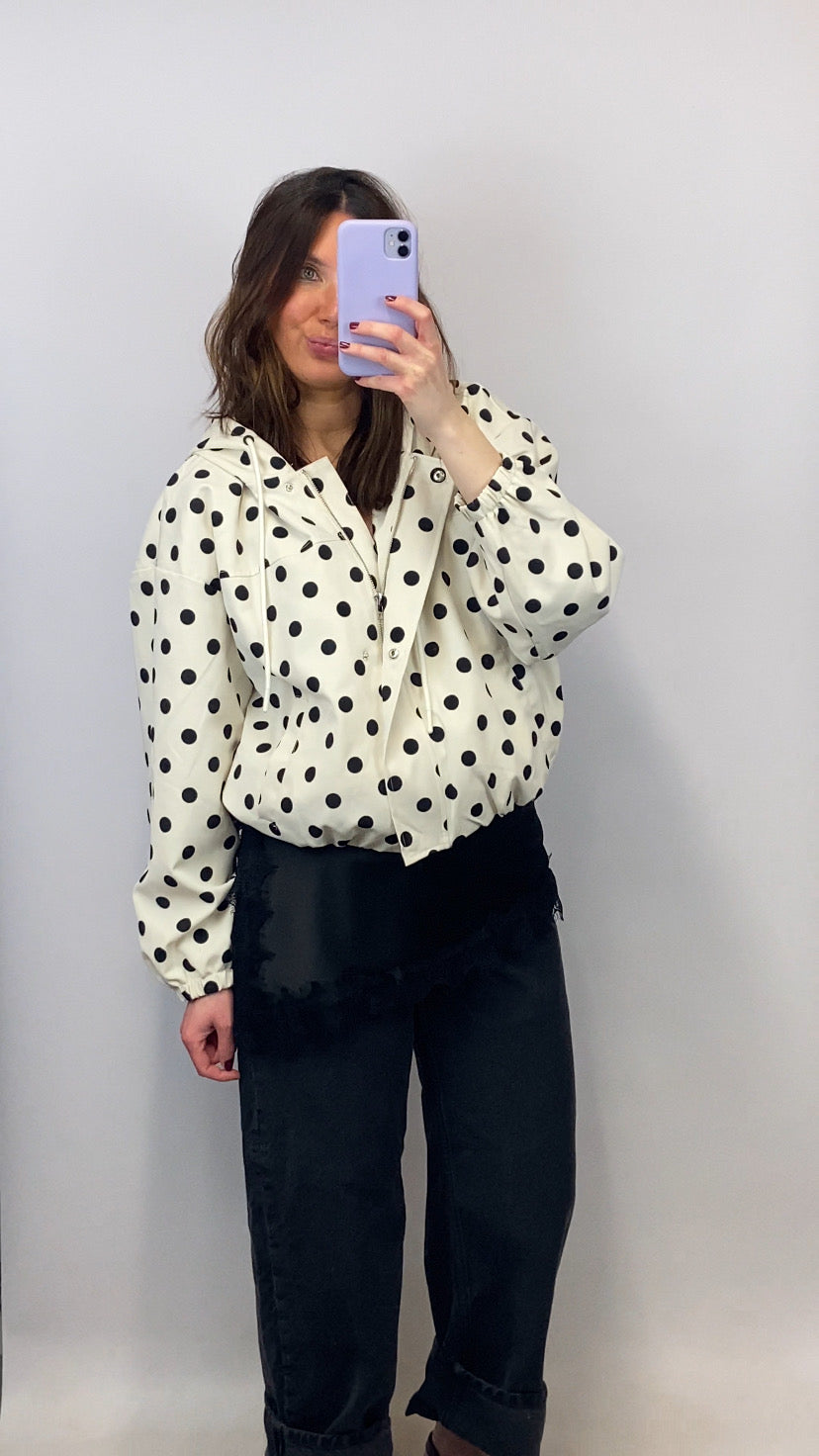 Veste légère à pois blanche