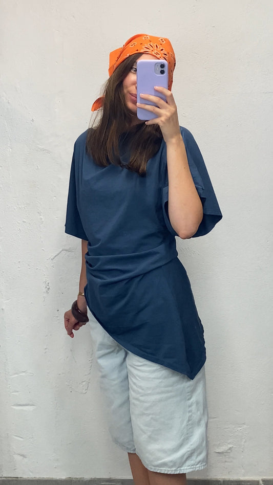 Tee asymétrique bleu pétrole | COMING SOON