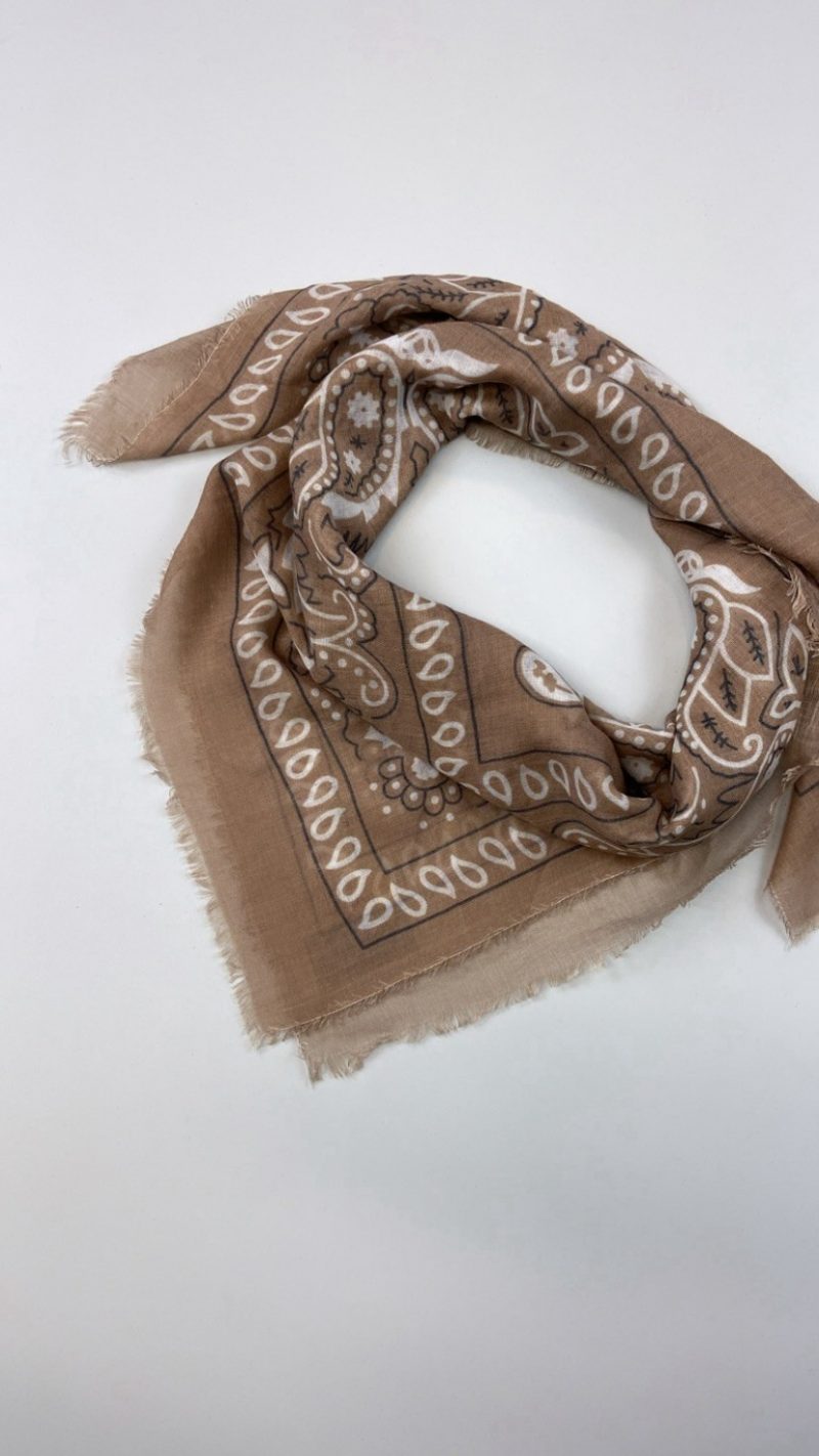 Foulard Nino camel | VERSION PRINTEMPS